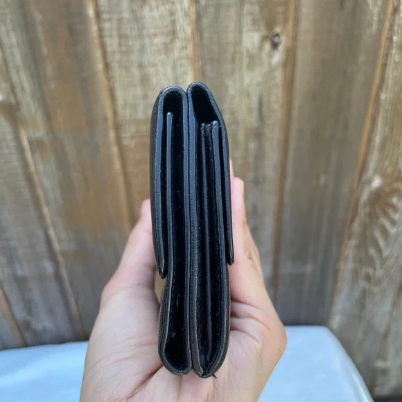 Chanel wallet - Picture 3 of 13